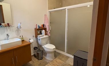 CASA DE UN PISO DOS RECÁMARAS EN PEDREGAL DE SCHOESNTTANT CORREGIDORA QRO.