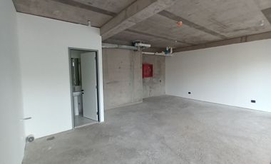 ARRIENDO Local Comercial de 70,40 m2, sector Hospital FACH