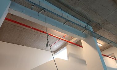 ARRIENDO Local Comercial Subterráneo de 640 m2, Metro Inés de Suárez