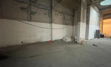 ARRIENDO Local Comercial Subterráneo de 640 m2, Metro Inés de Suárez