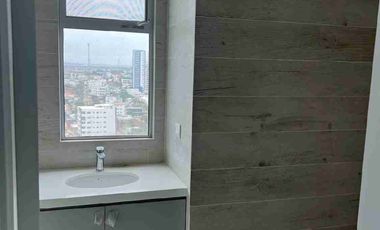 Venta de departamento tres dormitorios vista al mar, balcón