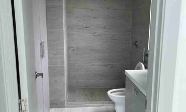 Venta de departamento tres dormitorios vista al mar, balcón