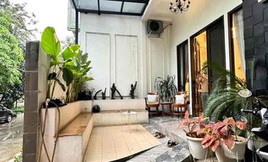 DIJUAL – Rumah Mewah Full Furnished + Kolam Renang di Area Koja, Jakarta Utara
