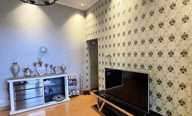 DIJUAL – Rumah Mewah Full Furnished + Kolam Renang di Area Koja, Jakarta Utara