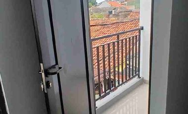 Rumah 2 Lantai Murah Strategis Pasar Rebo Jakarta Timur