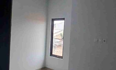 Rumah 2 Lantai Murah Strategis Pasar Rebo Jakarta Timur