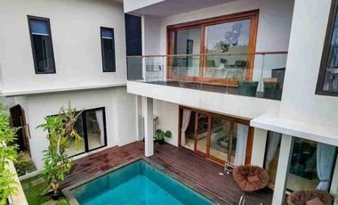 Jual dan Sewa Rumah Modern Tropis Gaya Villa Bali Jakarta Selatan Siap Huni Full Furnish