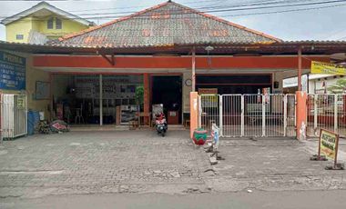 Dijual Tempat Usaha Murah di jln kembar posisi hook lokasi Kota Baru Driyorejo Gresik