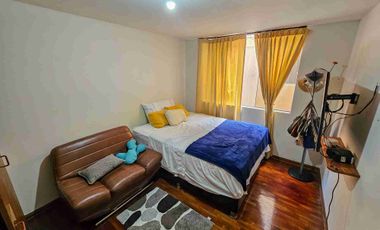 Se vende Departamento 4 dormitorios más cochera chorrillos