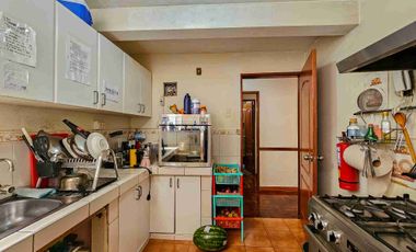 Se vende Departamento 4 dormitorios más cochera chorrillos