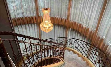 Dijual rumah di Intercon -Hoek - FF