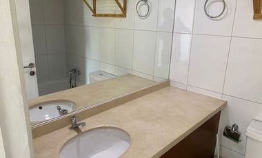 Vive Aquí! Oportunidad* DEPARTAMENTO AMPLIO 45 m2- 1D 1B, MACUL, PISO 2, TERRAZA CERRADA, INCLUYE ESTACIONAMIENTO.