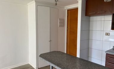 Vive Aquí! Oportunidad* DEPARTAMENTO AMPLIO 45 m2- 1D 1B, MACUL, PISO 2, TERRAZA CERRADA, INCLUYE ESTACIONAMIENTO.
