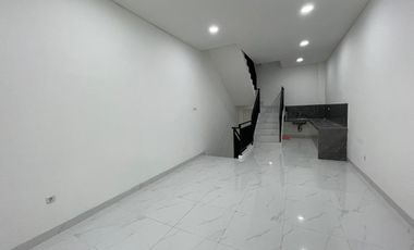 Dijual Rumah Baru di Jelambar Jakarta Barat
