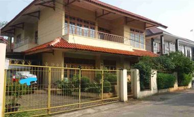 Rumah dibwh psran Bambu Apus Cipayung Jaktim 668mtr 7m nego jamin strategis