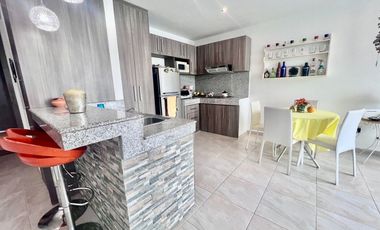 SAN LORENZO SALINAS EN EDIFICIO FRENTE AL MAR