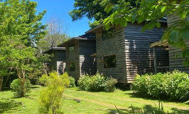 SE VENDE HERMOSO COMPLEJO TURISTICO EL HUAIRAVO, VALDIVIA