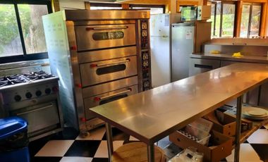 SE VENDE HERMOSO COMPLEJO TURISTICO EL HUAIRAVO, VALDIVIA