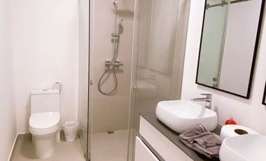 Renta de Departamento Amoblado de 2 Dormitorios, Sector Aquarela Cumbayá, Ecuador