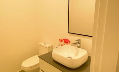 Renta de Departamento Amoblado de 2 Dormitorios, Sector Aquarela Cumbayá, Ecuador