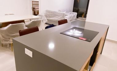 Renta de Departamento Amoblado de 2 Dormitorios, Sector Aquarela Cumbayá, Ecuador