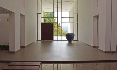 Venta de Departamento Dúplex de 2 Dormitorios, Sector Auquichico Cumbayá, Ecuador