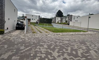 Venta de Casa de 3 Dormitorios, Sector Tumbaco, Ecuador