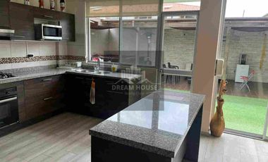 Venta de Casa de 3 Dormitorios, Sector Tumbaco, Ecuador