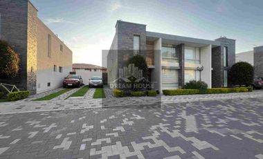 Venta de Casa de 3 Dormitorios, Sector Tumbaco, Ecuador