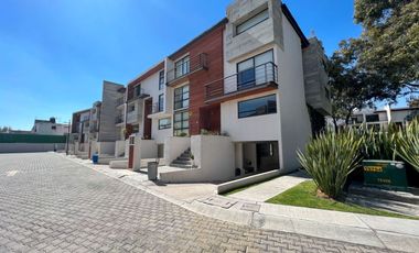 CASA EN RENTA RINCONADA DEL FRESNO