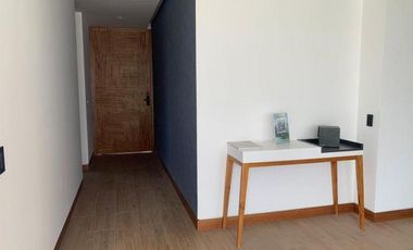 Venta de Casa Dúplex de 3 Dormitorios, Sector Hilacril Tumbaco, Ecuador