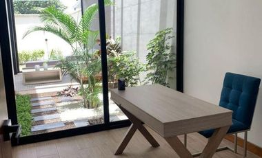 Venta de Casa Dúplex de 3 Dormitorios, Sector Hilacril Tumbaco, Ecuador