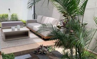 Venta de Casa Dúplex de 3 Dormitorios, Sector Hilacril Tumbaco, Ecuador