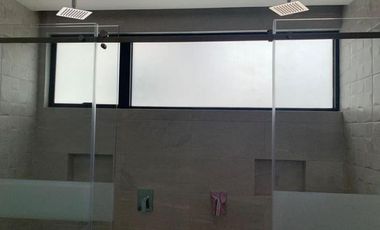 Venta de Casa Dúplex de 3 Dormitorios, Sector Hilacril Tumbaco, Ecuador