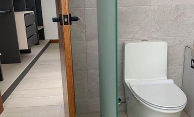 Venta de Casa Dúplex de 3 Dormitorios, Sector Hilacril Tumbaco, Ecuador