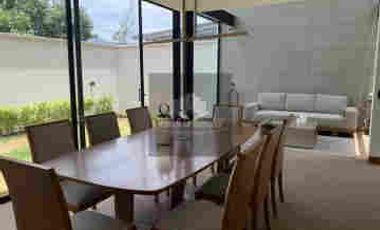 Venta de Casa Dúplex de 3 Dormitorios, Sector Hilacril Tumbaco, Ecuador