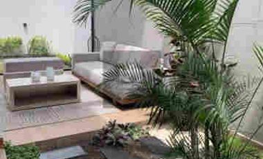 Venta de Casa Dúplex de 3 Dormitorios, Sector Hilacril Tumbaco, Ecuador