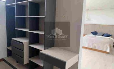 Venta de Casa Dúplex de 3 Dormitorios, Sector Hilacril Tumbaco, Ecuador