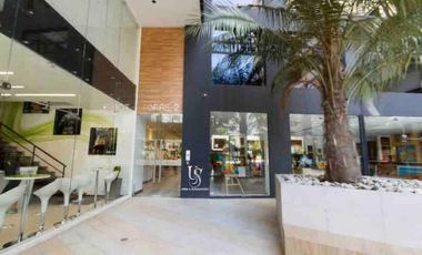 Renta de Departamento Amoblado de 2 Dormitorios, Sector La Recoleta El Batán, Quito, Ecuador