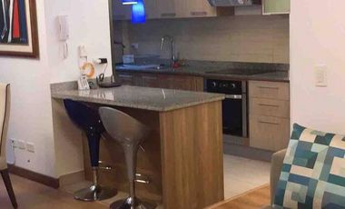 Renta de Departamento Amoblado de 2 Dormitorios, Sector La Recoleta El Batán, Quito, Ecuador