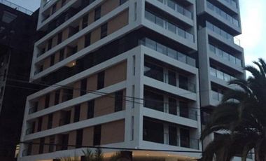 Renta de Departamento Amoblado de 2 Dormitorios, Sector La Recoleta El Batán, Quito, Ecuador