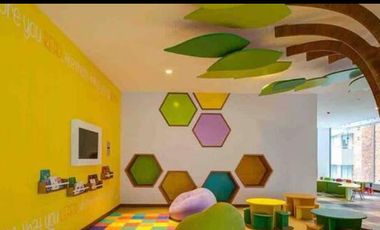 Renta de Departamento Amoblado de 2 Dormitorios, Sector La Recoleta El Batán, Quito, Ecuador