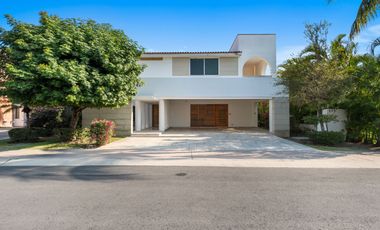 Casa de Lujo con Vista Al Campo de Golf en El Tigre Riviera Nayarit - Isla Tortuga