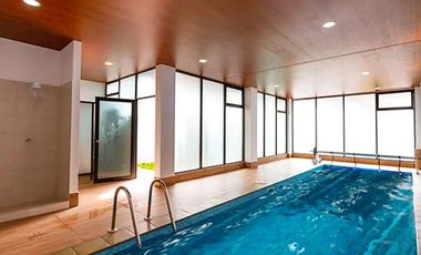 Venta de Casa de 4 Dormitorios, Sector Cumbayá, Ecuador