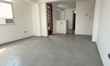 VENTA DEPARTAMENTO 3° PISO URB. ALTO MOCHICA - AV. TUPAC AMARU