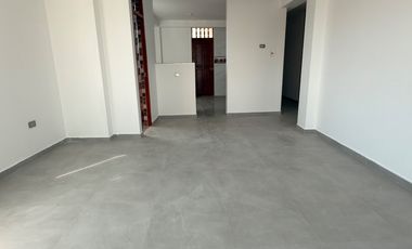 VENTA DEPARTAMENTO 3° PISO URB. ALTO MOCHICA - AV. TUPAC AMARU