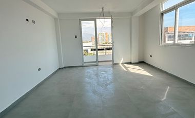 VENTA DEPARTAMENTO 3° PISO URB. ALTO MOCHICA - AV. TUPAC AMARU