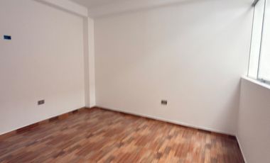 VENTA DEPARTAMENTO 3° PISO URB. ALTO MOCHICA - AV. TUPAC AMARU