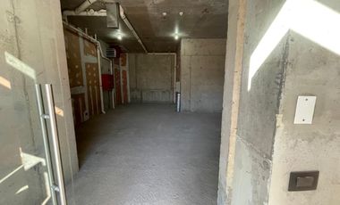 ARRIENDO Local Comercial de 60,44 m2, Metro Pedrero y San Joaquín