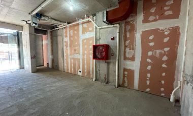 ARRIENDO Local Comercial de 60,44 m2, Metro Pedrero y San Joaquín